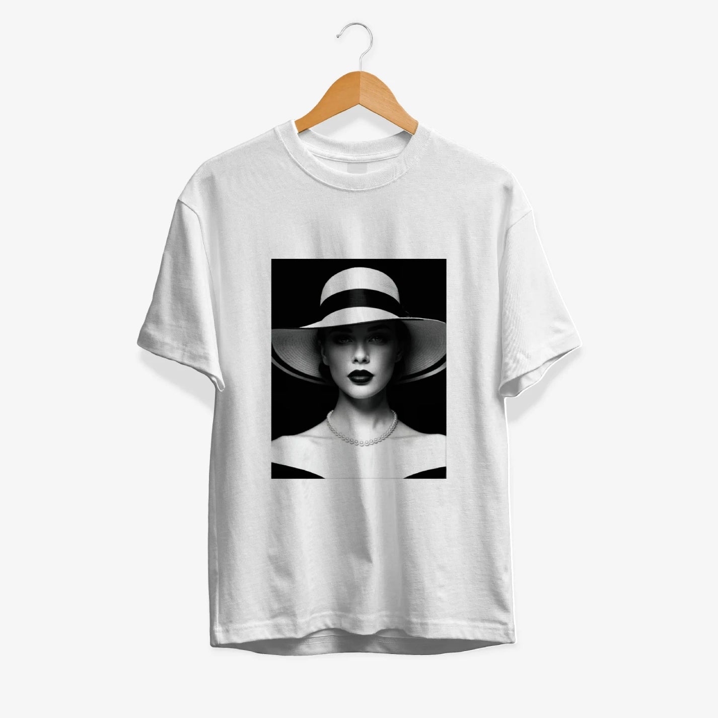 T-Shirt - Classic Grace - heyvidashop